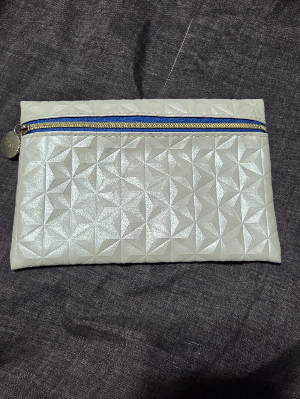 IPSY Iridescent White Geometric Makeup Bag Cosmetic Pouch Blue Zipper